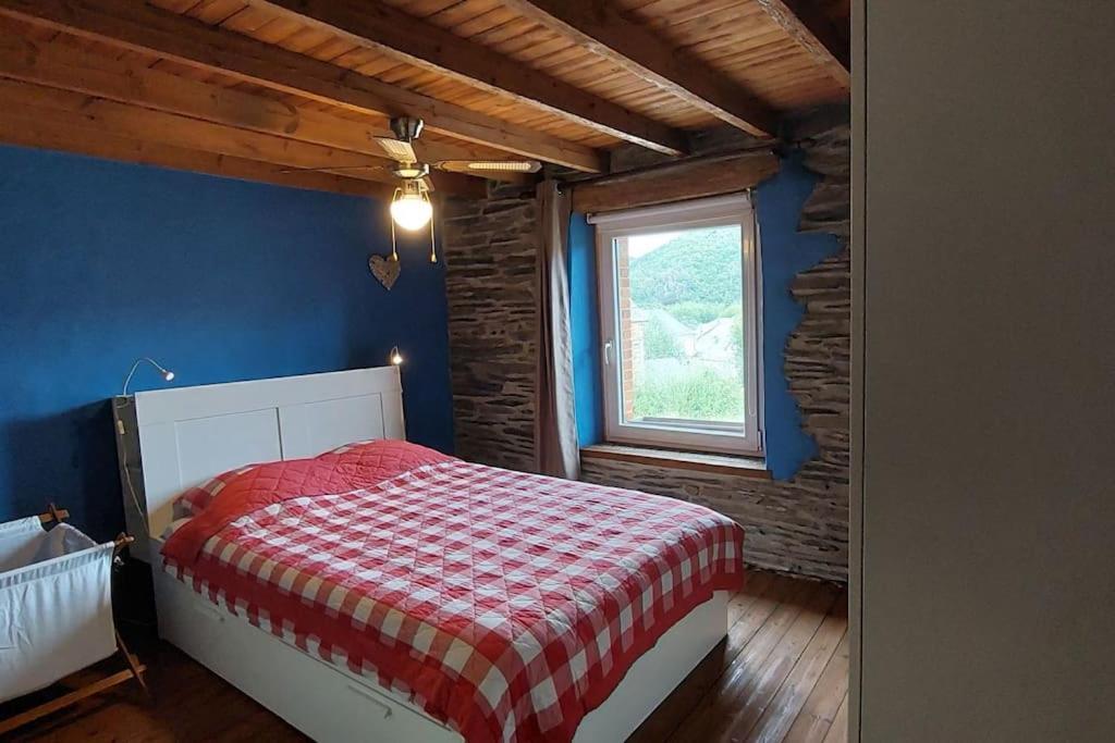 L'Ardoisiere: Jolie Maison Ardennaise. Villa Alle Luaran gambar