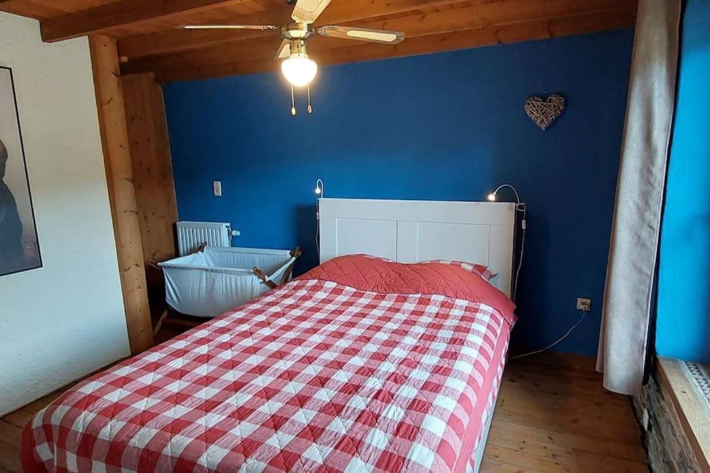 L'Ardoisiere: Jolie Maison Ardennaise. Villa Alle Luaran gambar