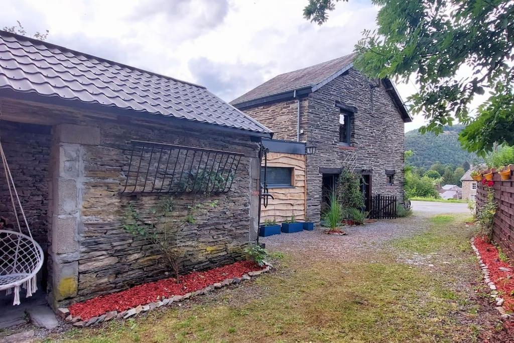 L'Ardoisiere: Jolie Maison Ardennaise. Villa Alle Luaran gambar